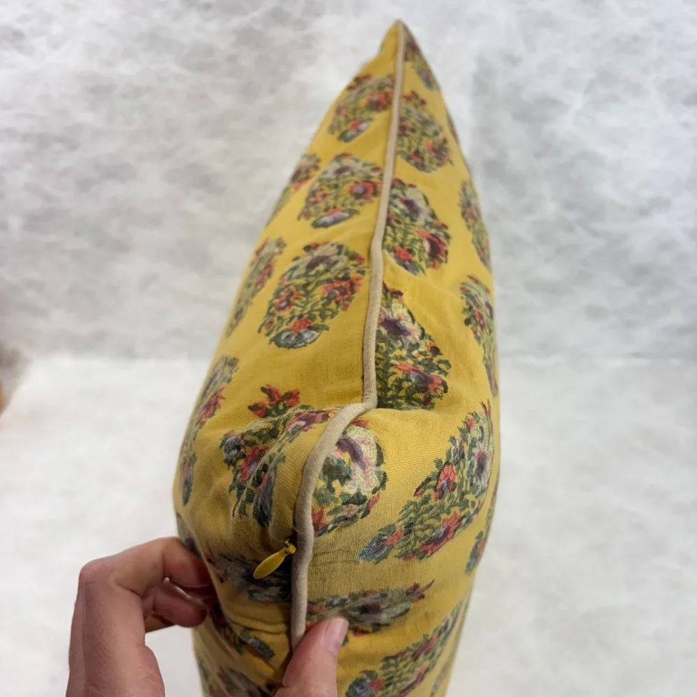Pottery Barn Yellow Floral Medallion Decorative Throw Pillow Cotton Linen India‎